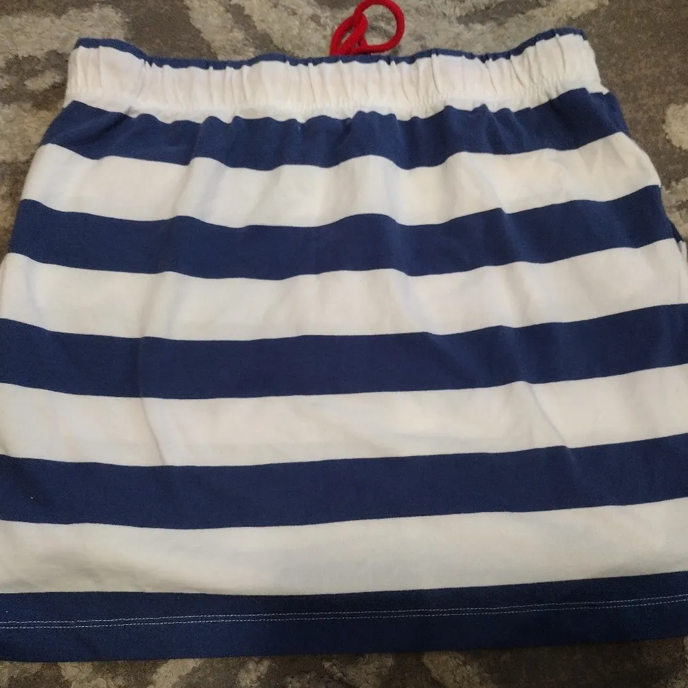 Vineyard Vines striped Boat Skirt - Image 3