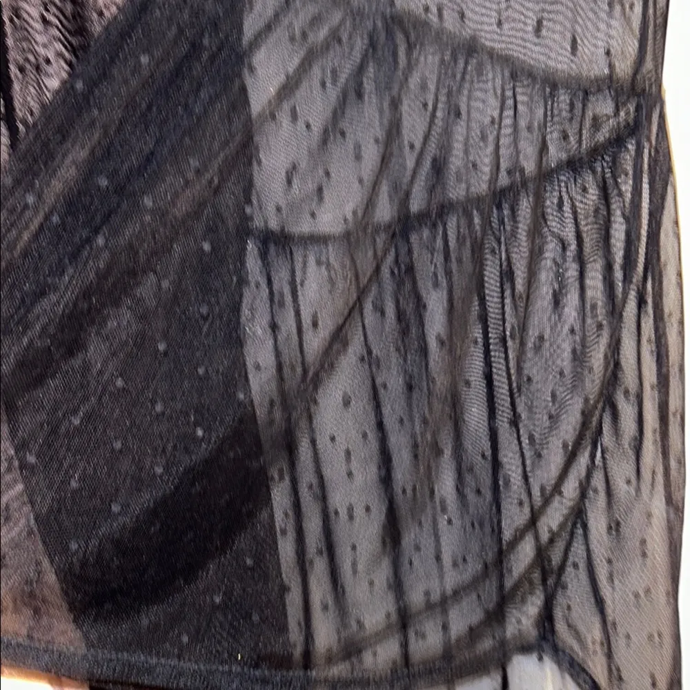 Potters Pot Size M Sheer Top - Image 5