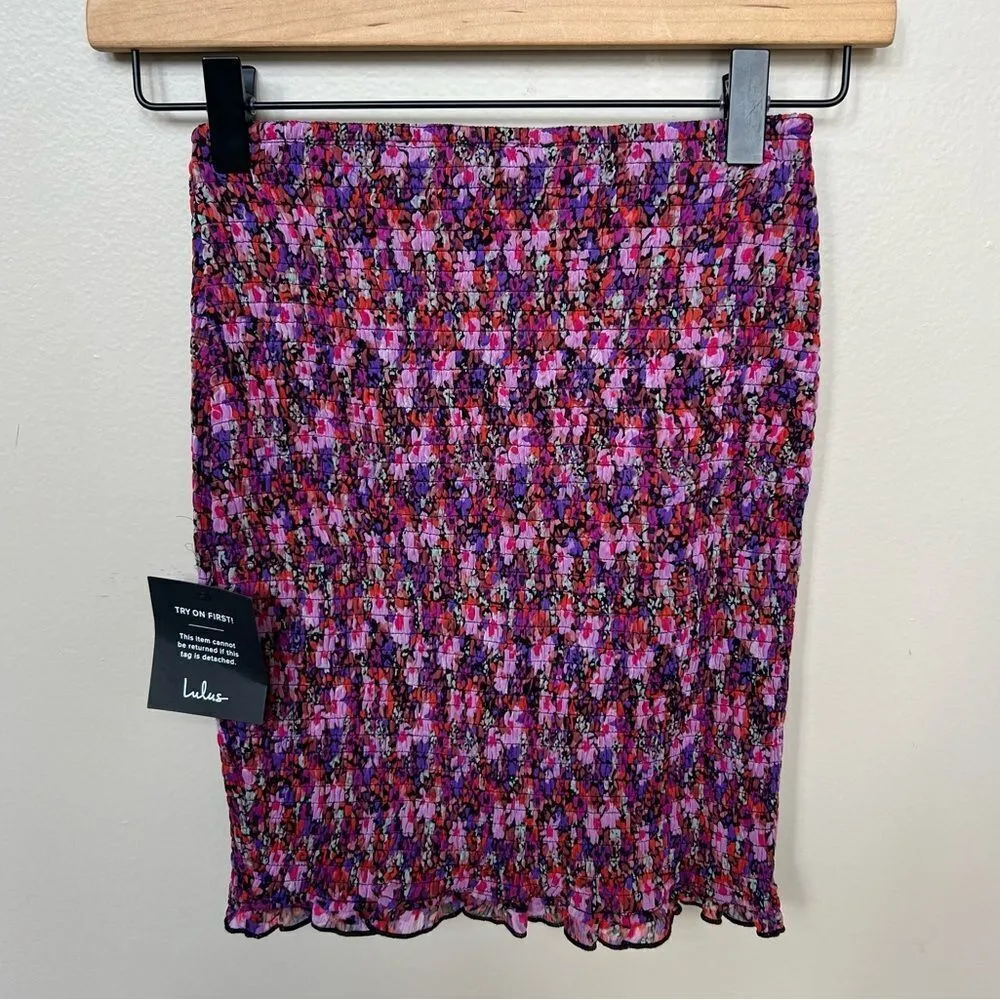 Lulu’s NWT Pink and Purple Floral Smocked Skirt Size XS - Image 4