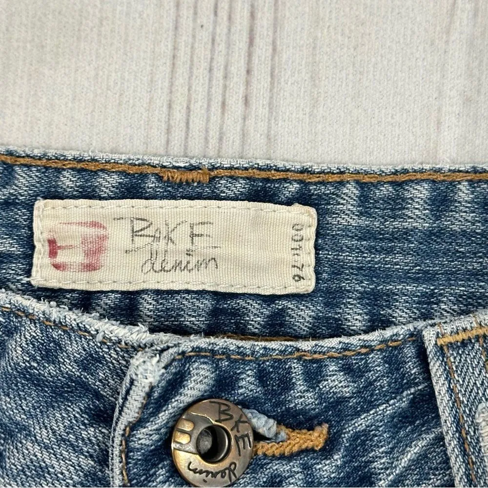 BKE Buckle Cutoff Distressed Denim Shorts Womens Sz 26 BKL1233 - Image 4