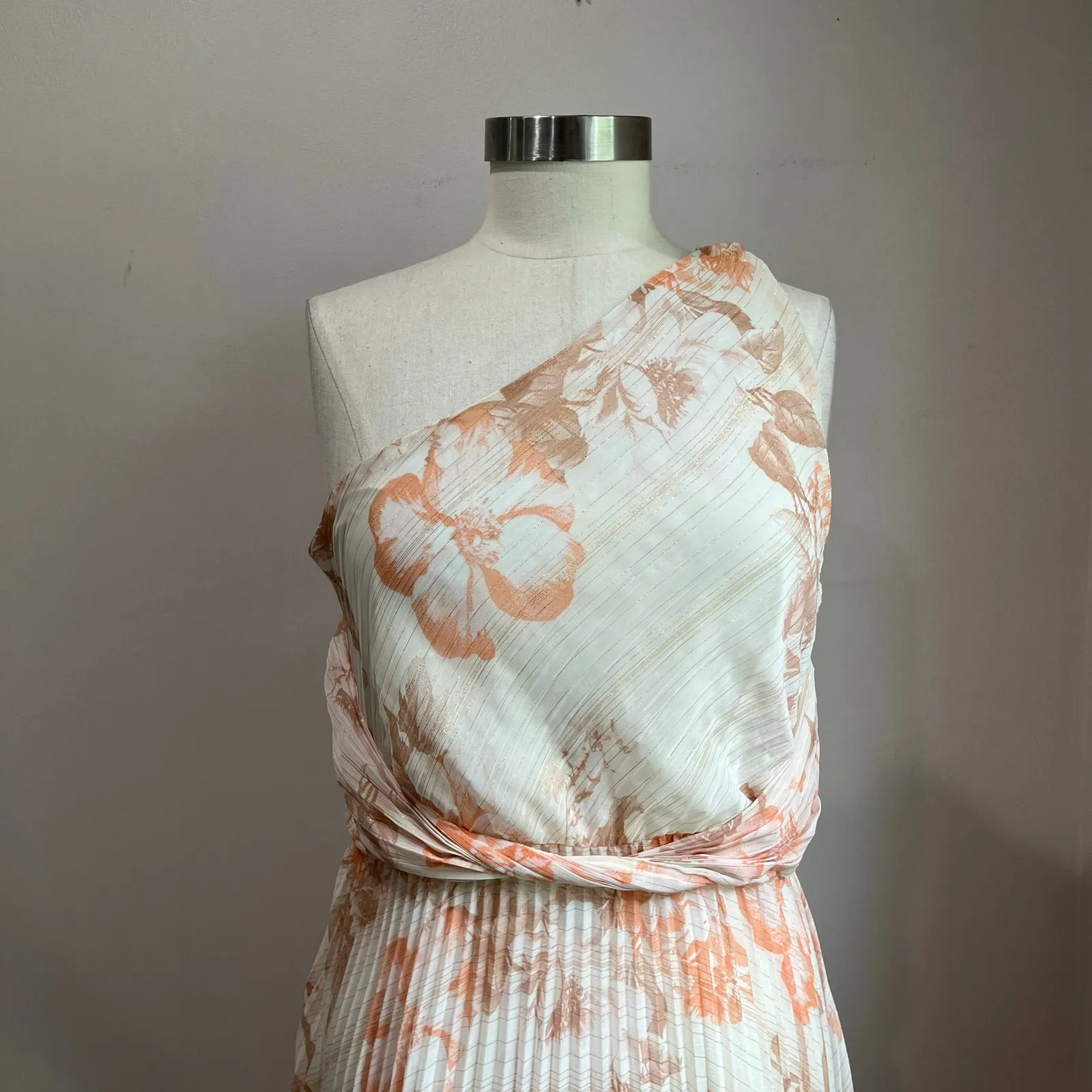 Express Metallic Floral One Shoulder Front Twist Pleated Maxi Dress Size M - Image 5