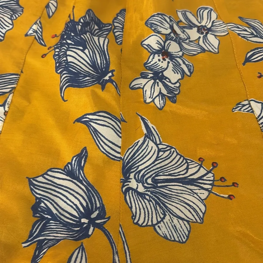 NWT Roller Rabbit Adelaide Floral Laina Shorts Yellow XS Pull On - Image 7