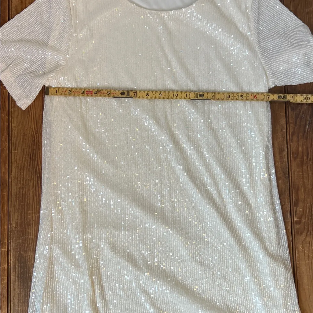 Betsey Johnson off White Sequin Short Sleeve t shirt style mini dress NWOT large - Image 4