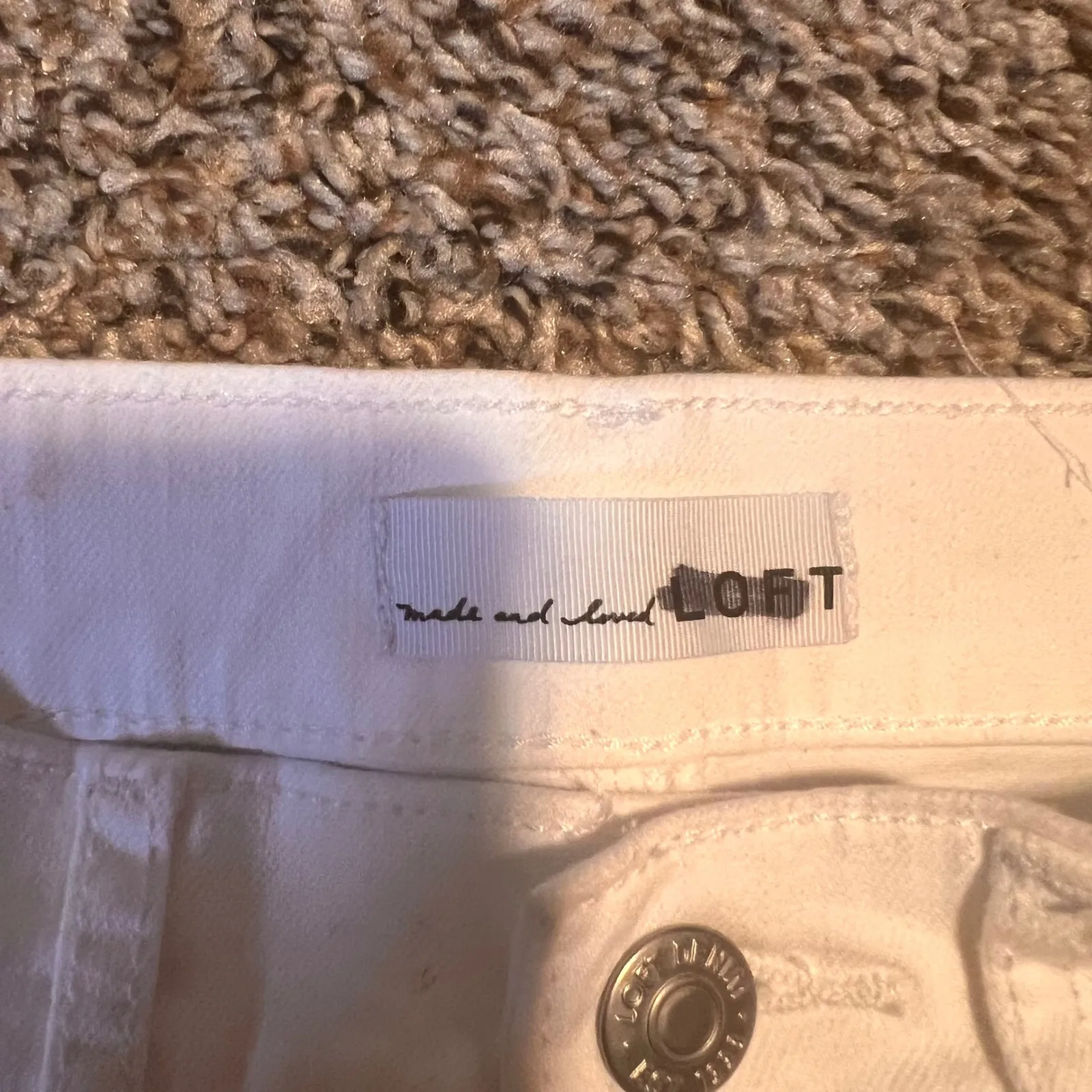 LOFT The Skinny‎ White Denim Jeans Frayed Hem Women's Size 25 - Image 2