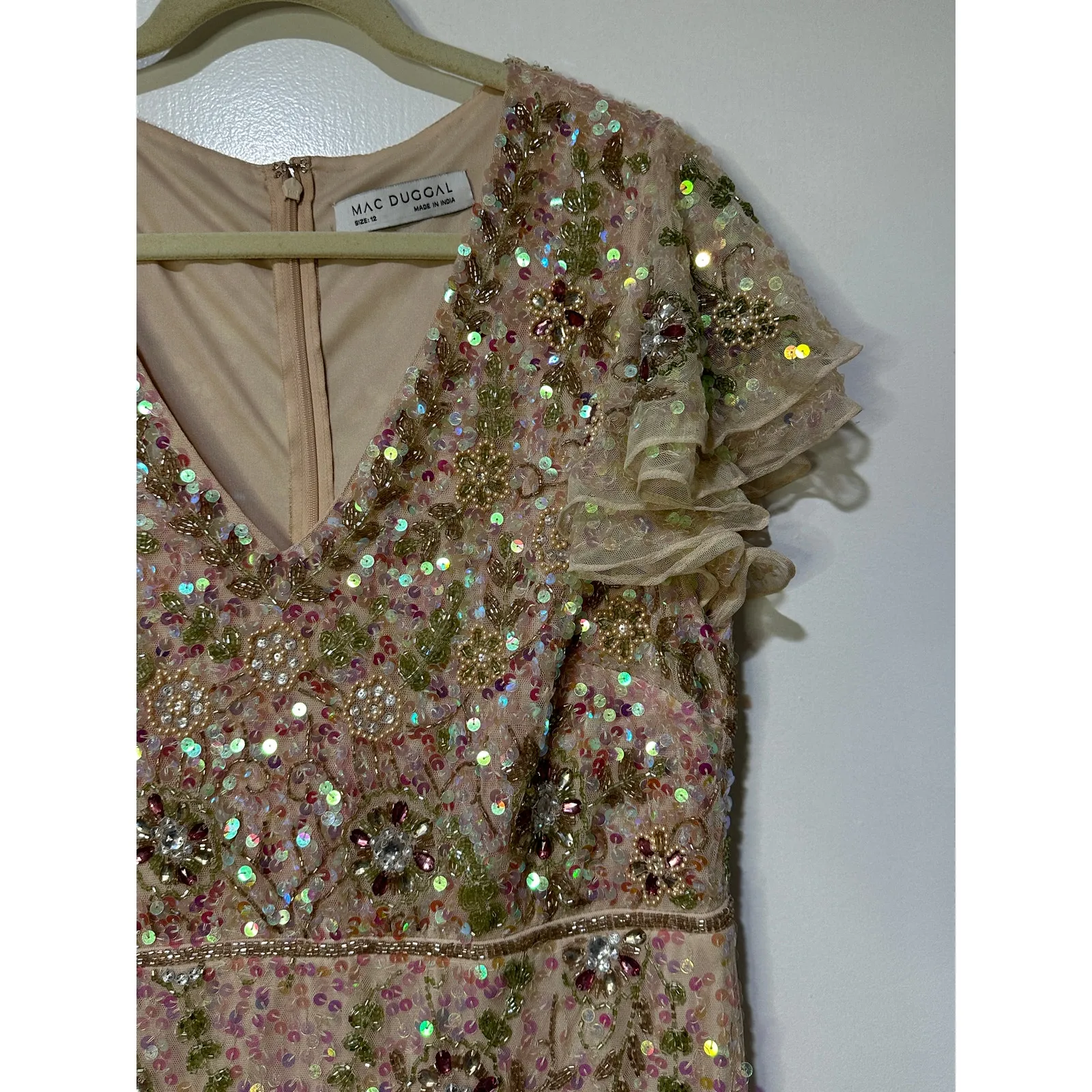 Mac Duggal Embellished Ruffled Cap Sleeve V-Neck Gown Size 12 NWT #10772 Sequins - Image 9