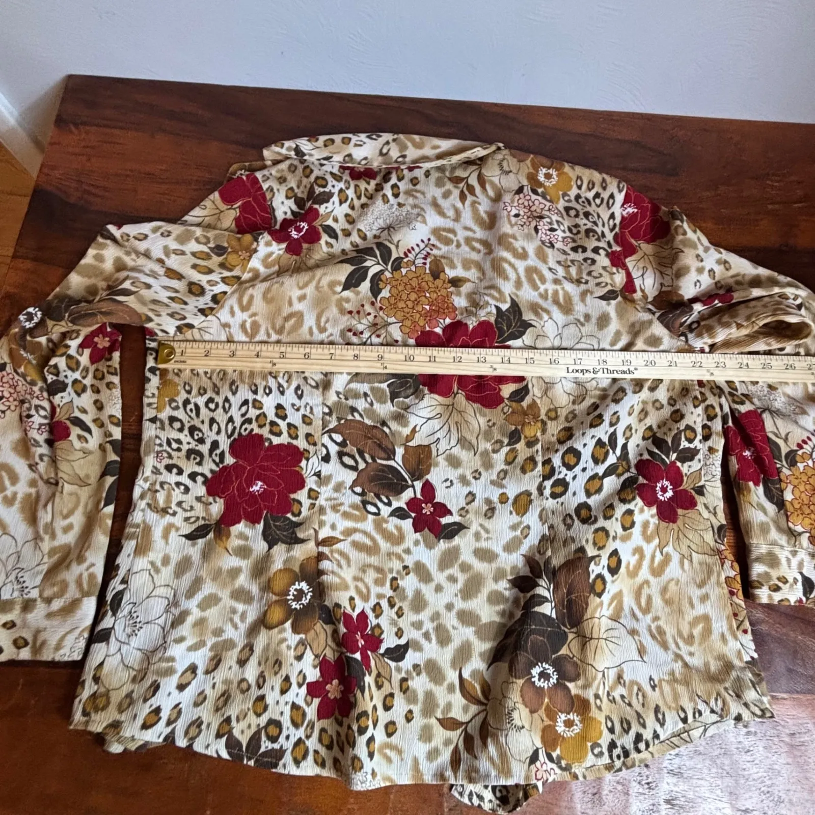 Alfred Dunner Women Size 16 Animal Floral Print Button Up Shirt Beige Red Brown - Image 6
