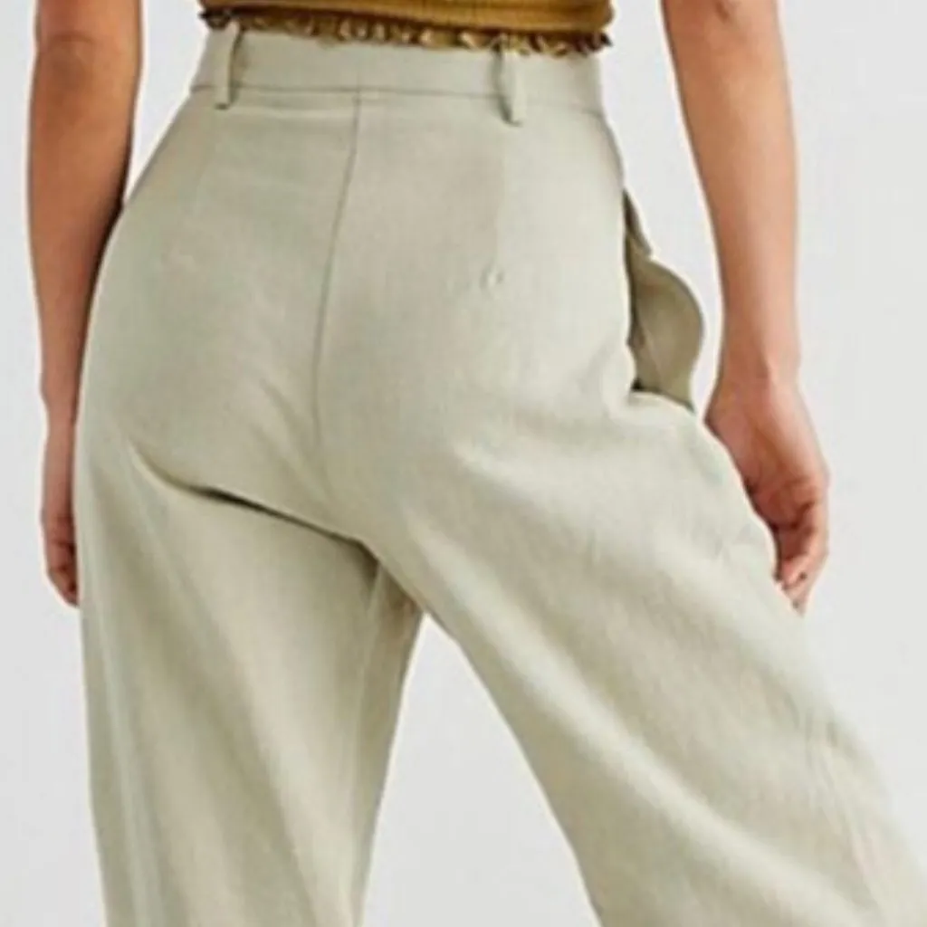 NWT Bec + Bridge Phoebe Straight Leg Trouser Style Pant in Light Khaki US 2 Green - Image 2