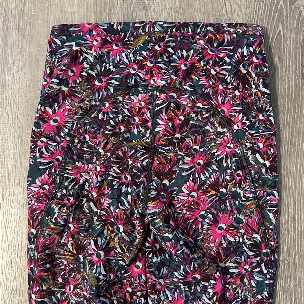 Lululemon Sz 4 Swift Speed High Rise Crop Workout Yoga Athletic Women’s Leggings - Image 7