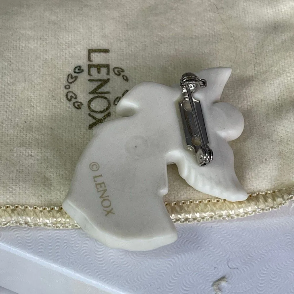 Vintage Lenox holiday Angel pin with original bag. Gold - Image 5