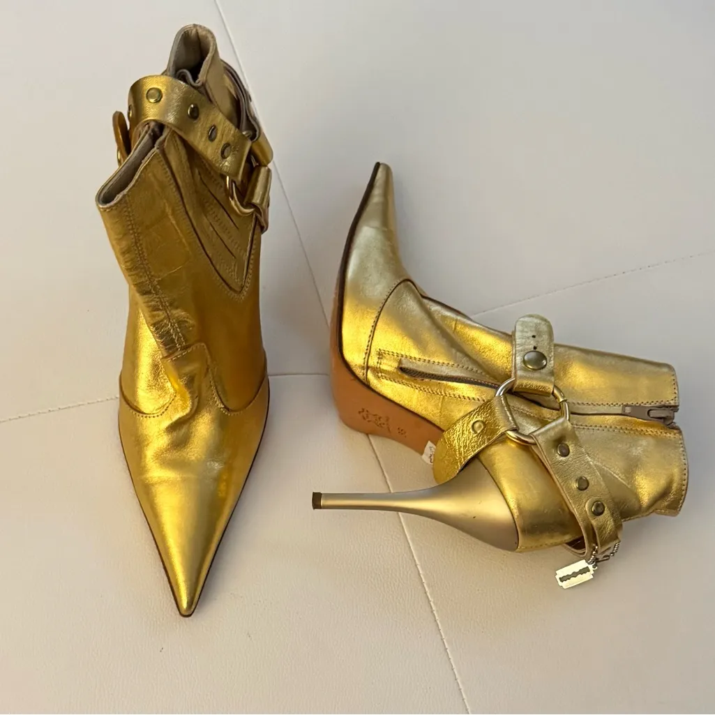 DENNY ROSE METALLIC GOLD BOOTIES WITH LOGO CHARM Size 6 - Image 15