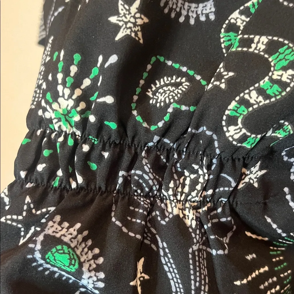 New Betsey Johnson Scrubs Top Medical Dental Fate and Fortune Canola Size XS NWT - Image 10