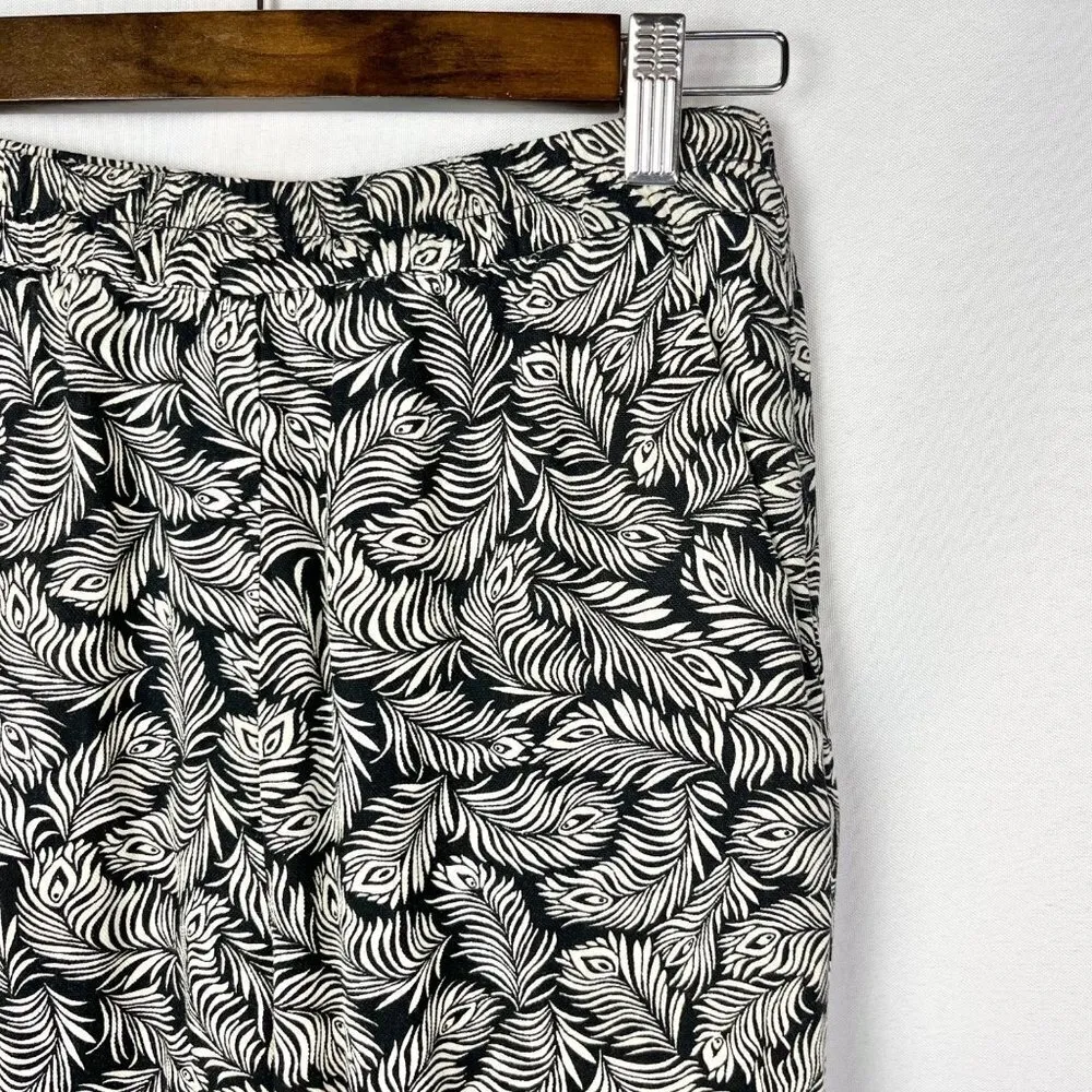 H&M Black & White Feather Print Elastic Waist Straight Leg Dress Pants 4 - Image 3