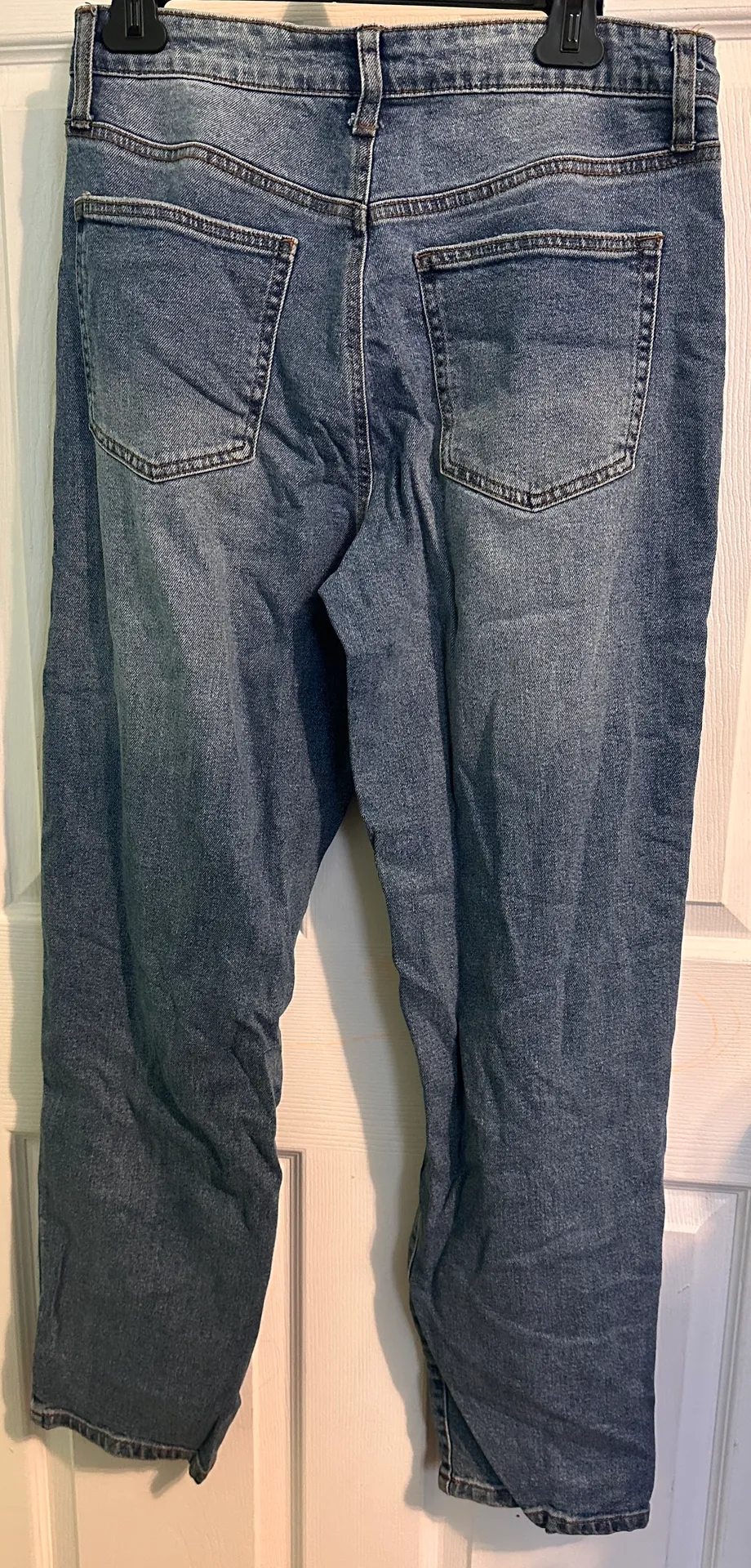 Ripped Jeans Size 28 - Image 2