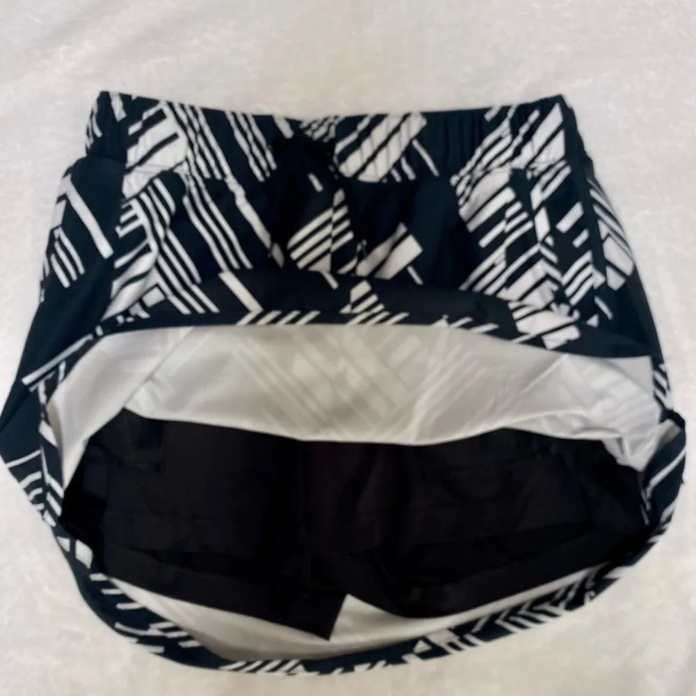 Slazenger Golf Skort|Size Medium|Color Black & White. Preowned. - Image 3