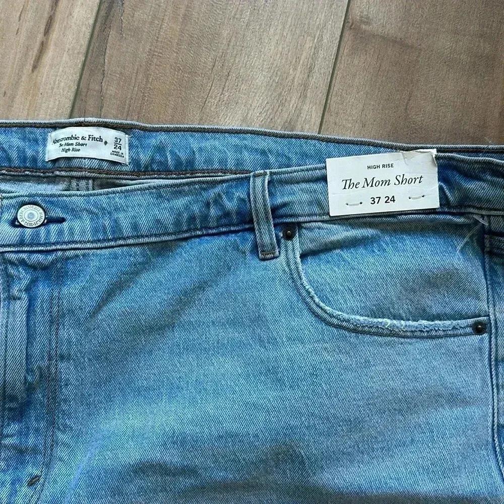 NWT Abercrombie & Fitch The Mom Short High Rise Plus Sz 37/24 - Image 2