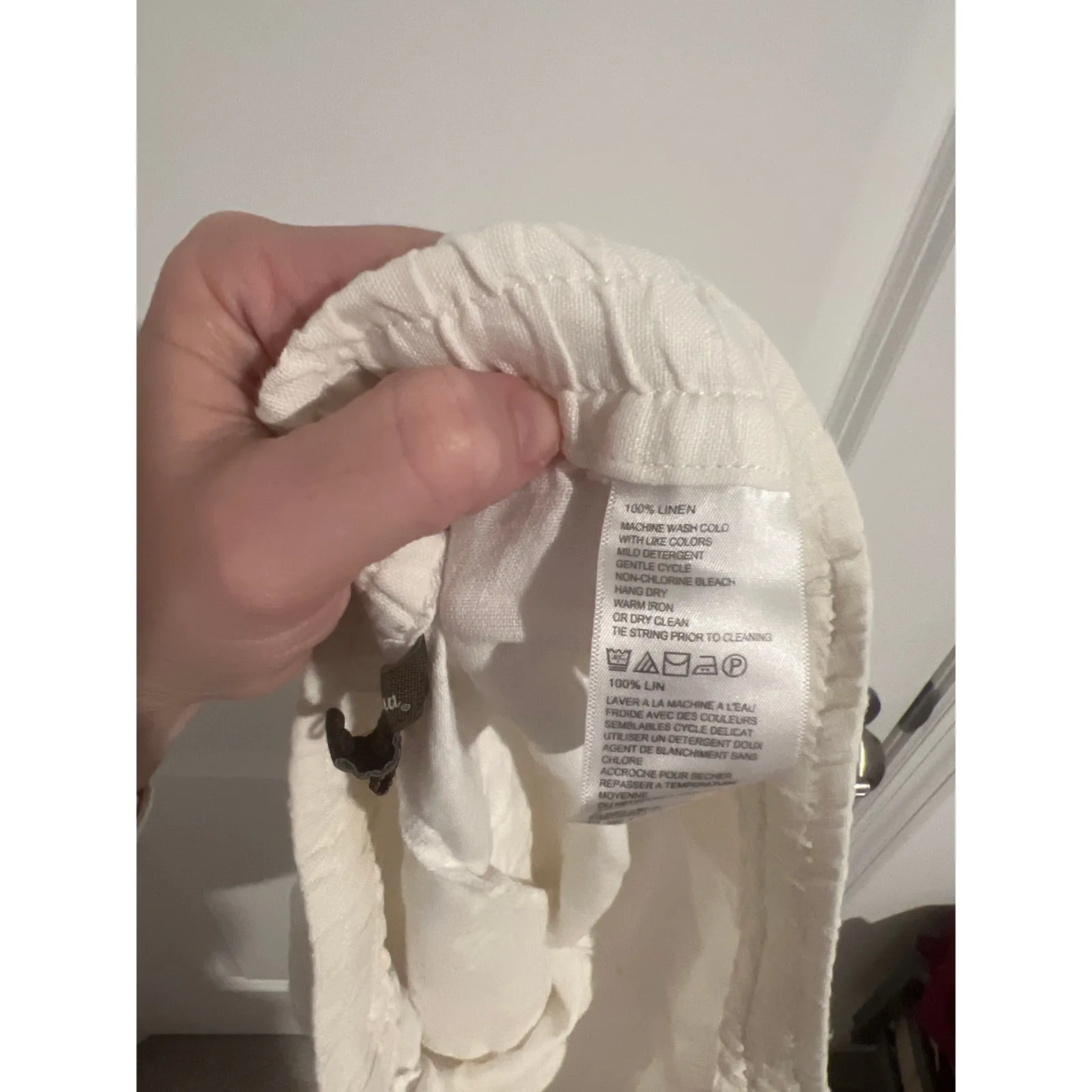 Tommy Bahama Linen Easy Shorts – Size Medium – White - Image 5