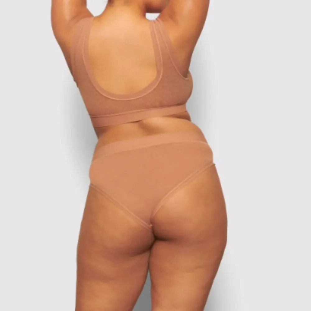 Skims Summer Mesh Scoop Bralette in Sienna - Image 83