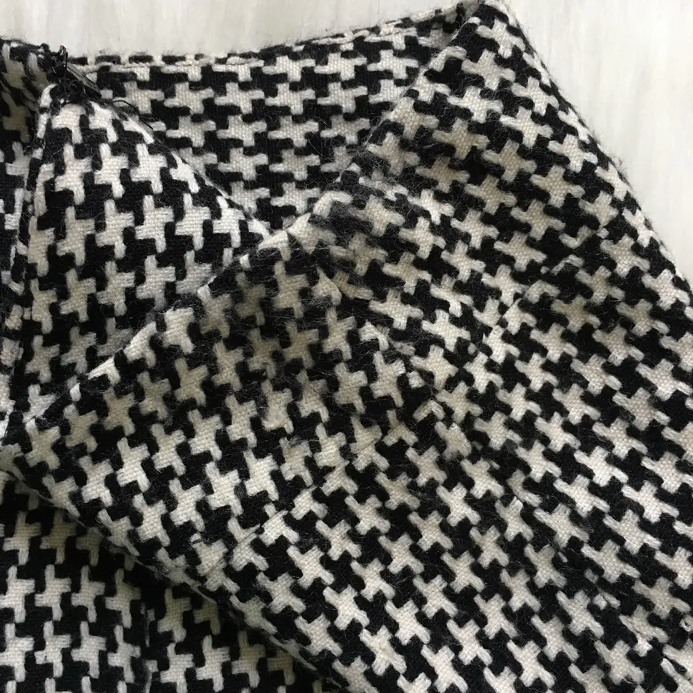 Houndstooth B. Moss  Pencil Skirt - Image 6