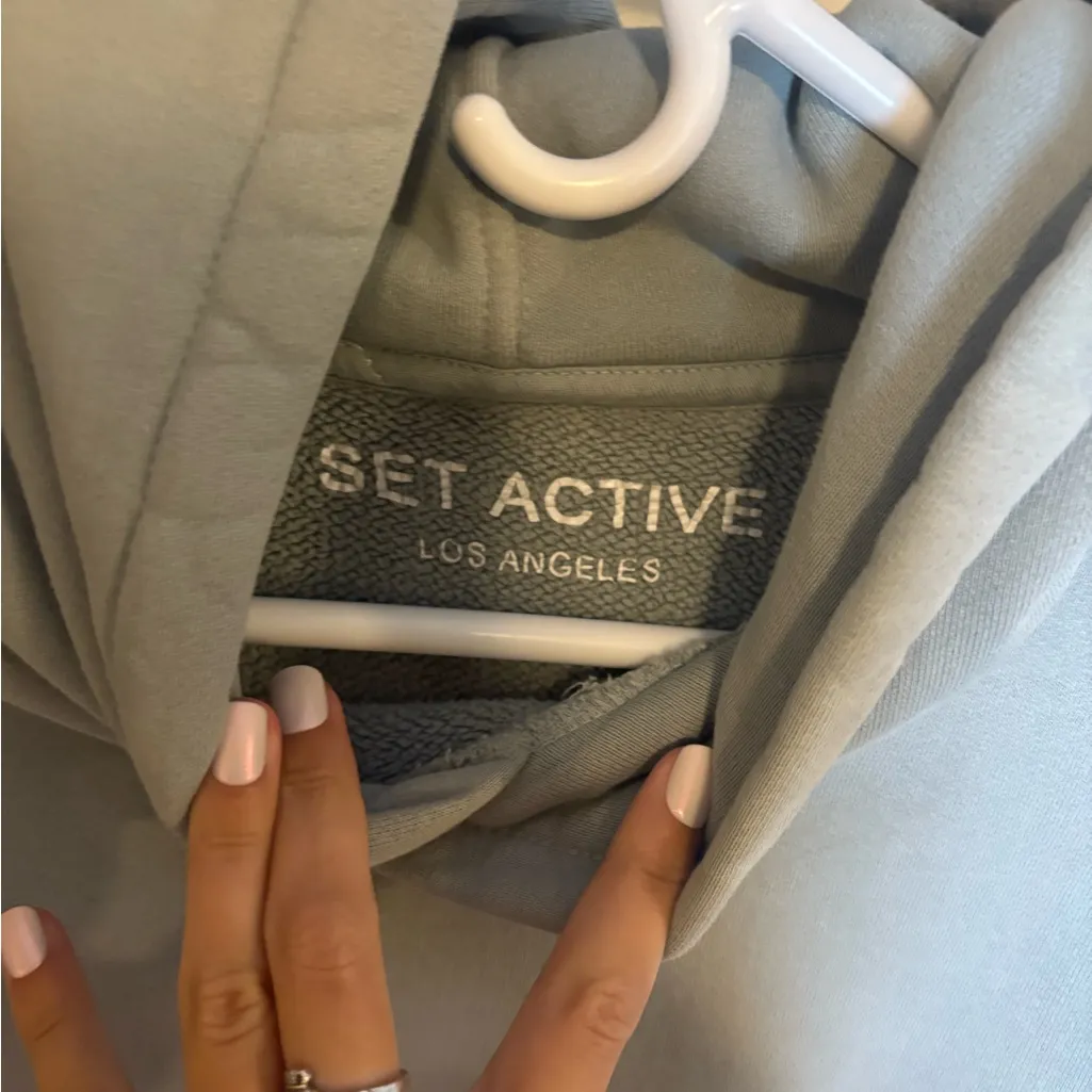 SET Active Hoodie - Image 4