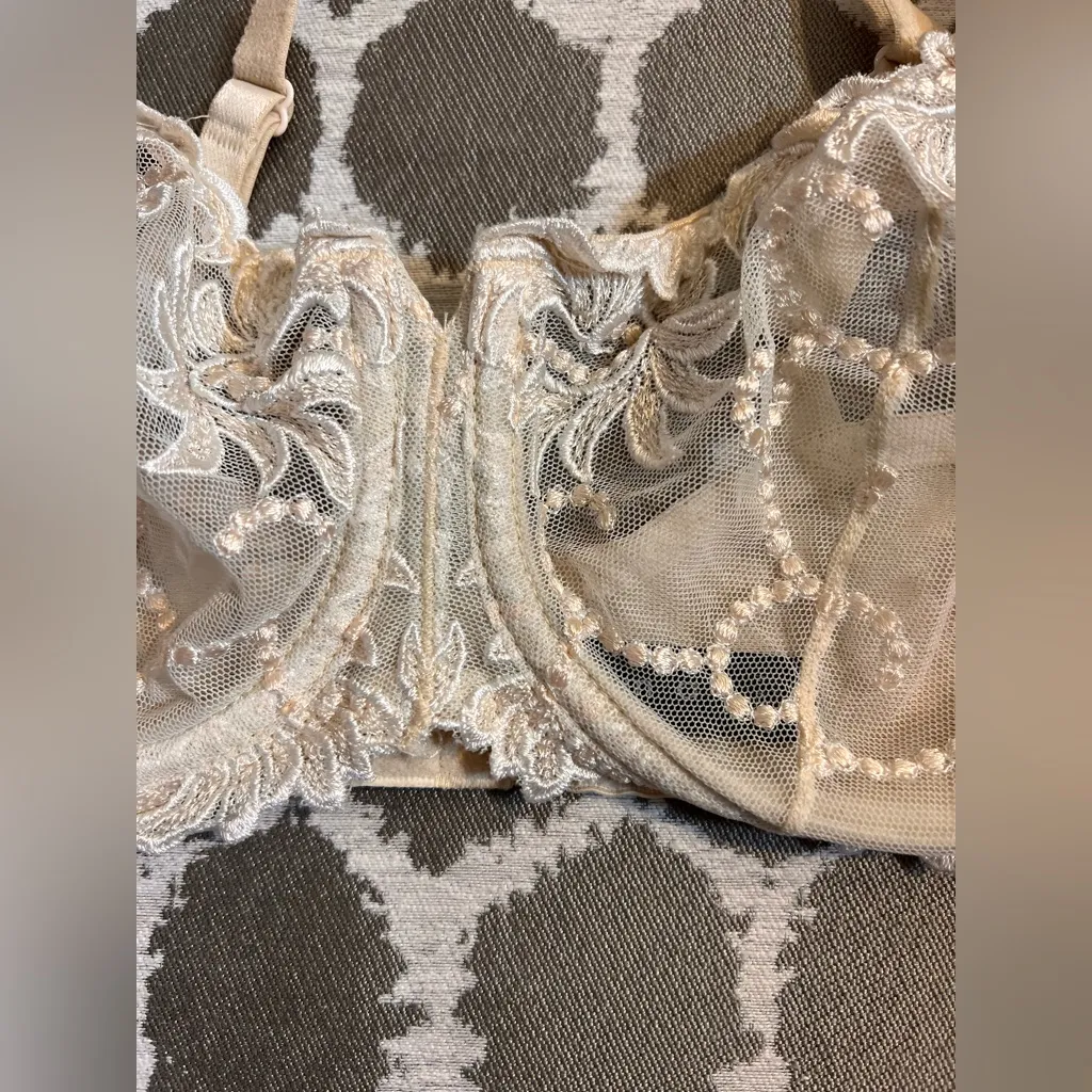 Soma Cream Lace Bra Intimates Size undefined - Image 6