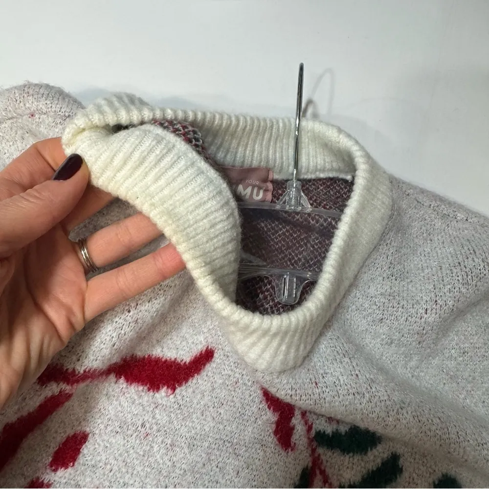 Show me your Mumu  Classic Crewneck Sweater in Tis The Season Holliday XL - Image 7