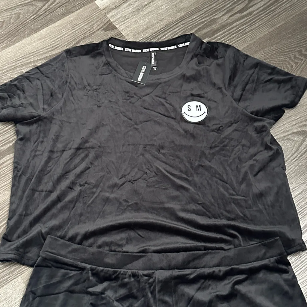 Steve Madden Black Soft Shorts PJ’s Smiley Design - Image 2