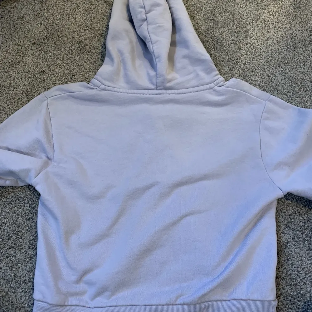 Brandy Melville Cropped Hoodie - Image 2