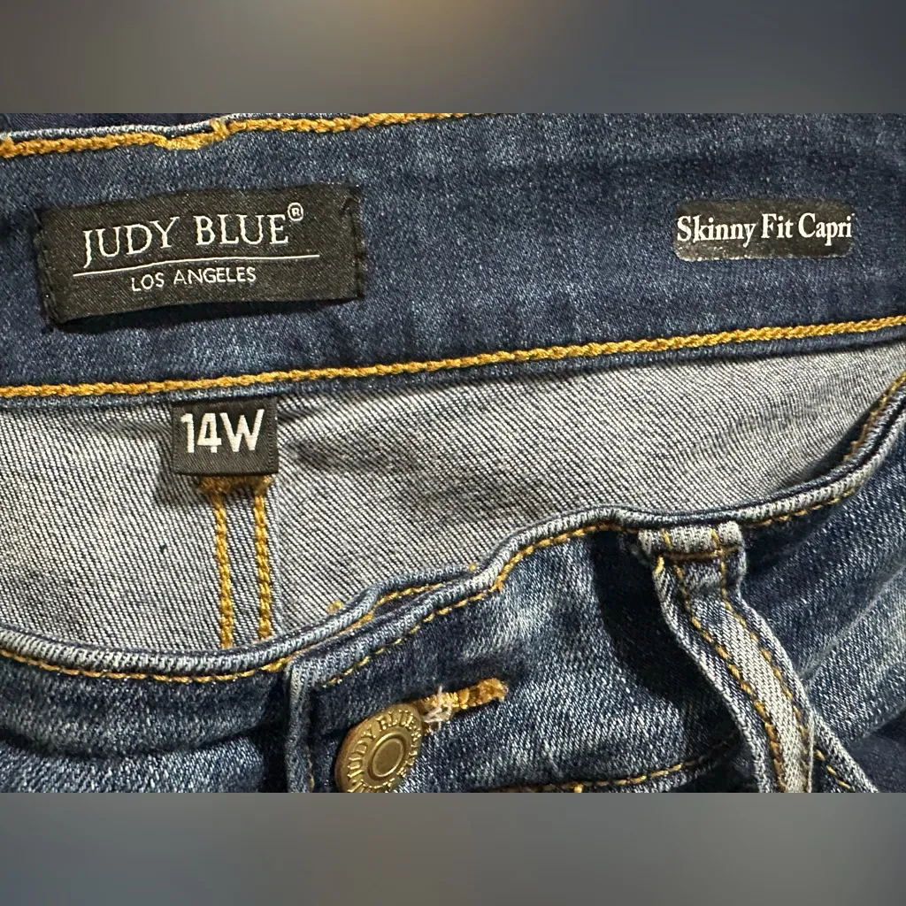 JUDY BLUE High rise skinny fit capri jeans size 14W - Image 8
