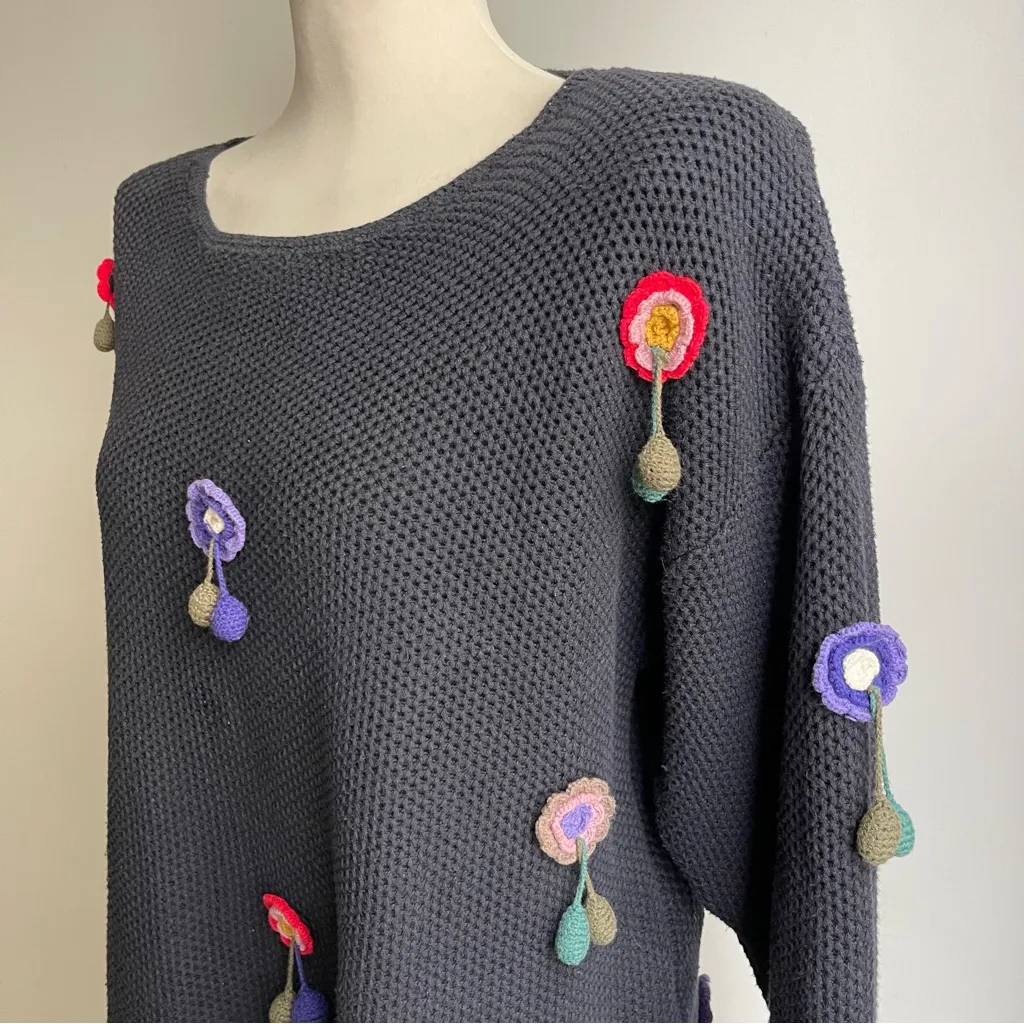 Vintage 80s Carole Little Crochet Pom Pom Sweater Knit Cotton Flower Medium Black - Image 2
