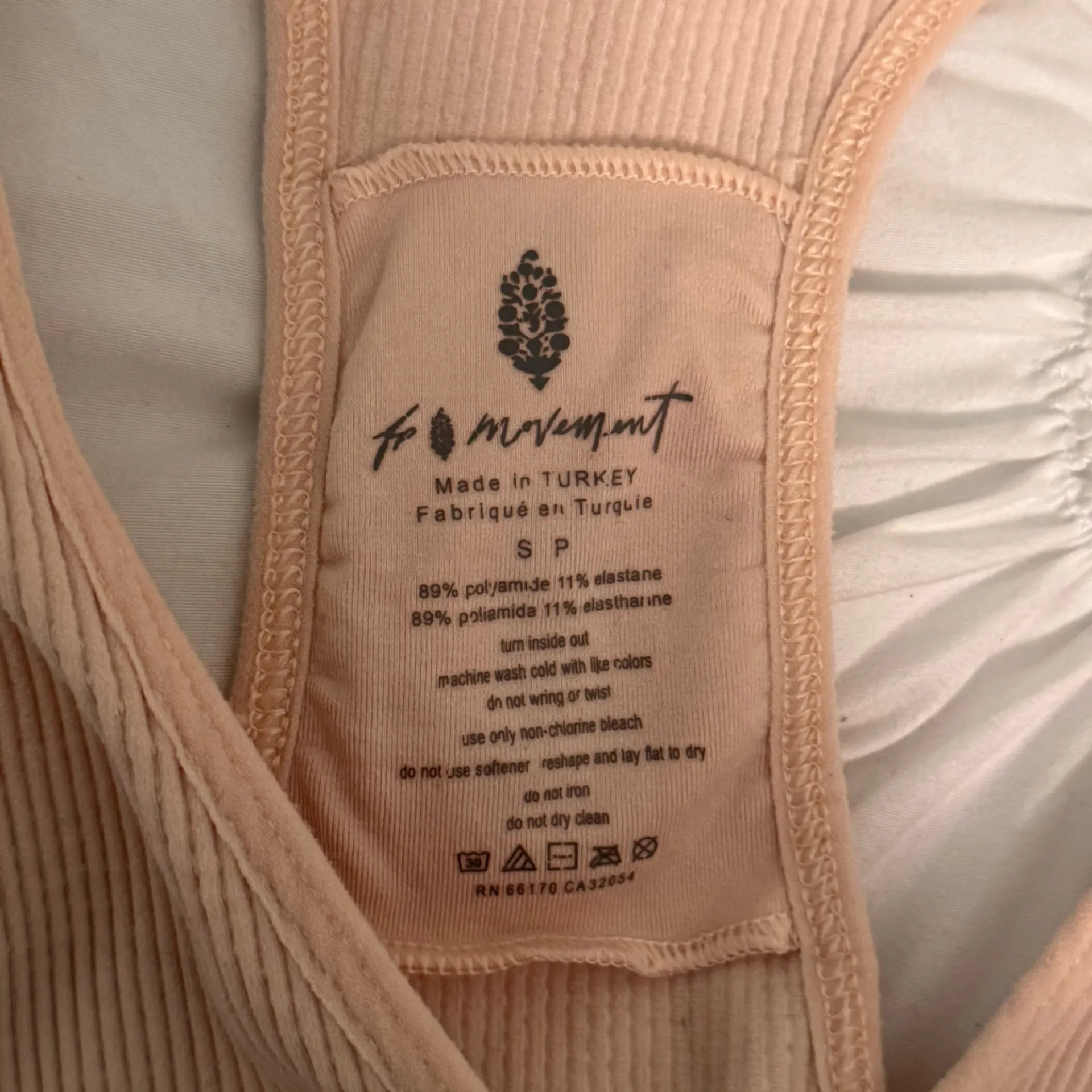 Free People Movement Free Throw Crop Tank in Peaches - Image 5