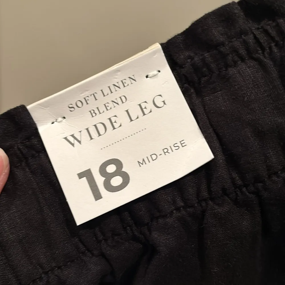 NWT Lane Bryant Midrise Linen Blend Pant - Image 2