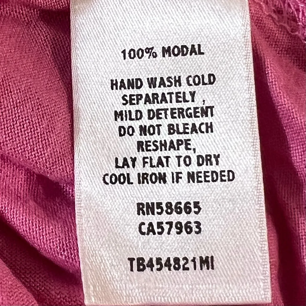 Treasure & Bond V- Neck Flowy Tank Top - Image 7