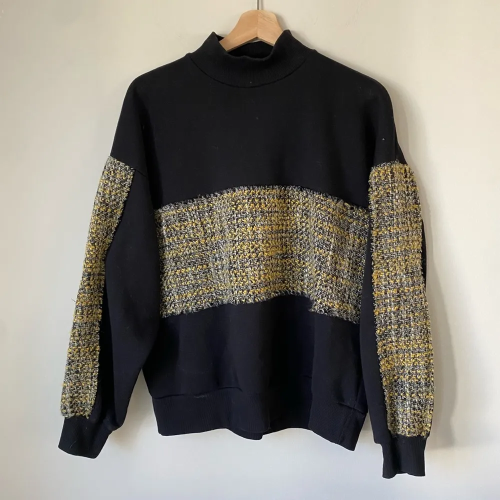 Bershka Womens Woven Black Textured Sweater Size Large - Image 4