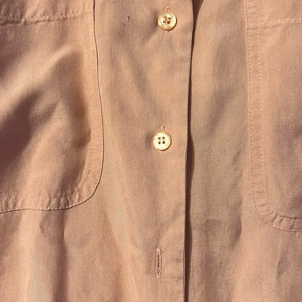 Vintage Casual Corner Light Pink Long Sleeve Button Down Blouse Medium - Image 4