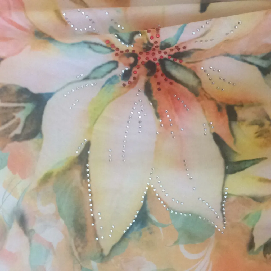 FINAL MARKDOWN Ladies dress barn top small - Image 2