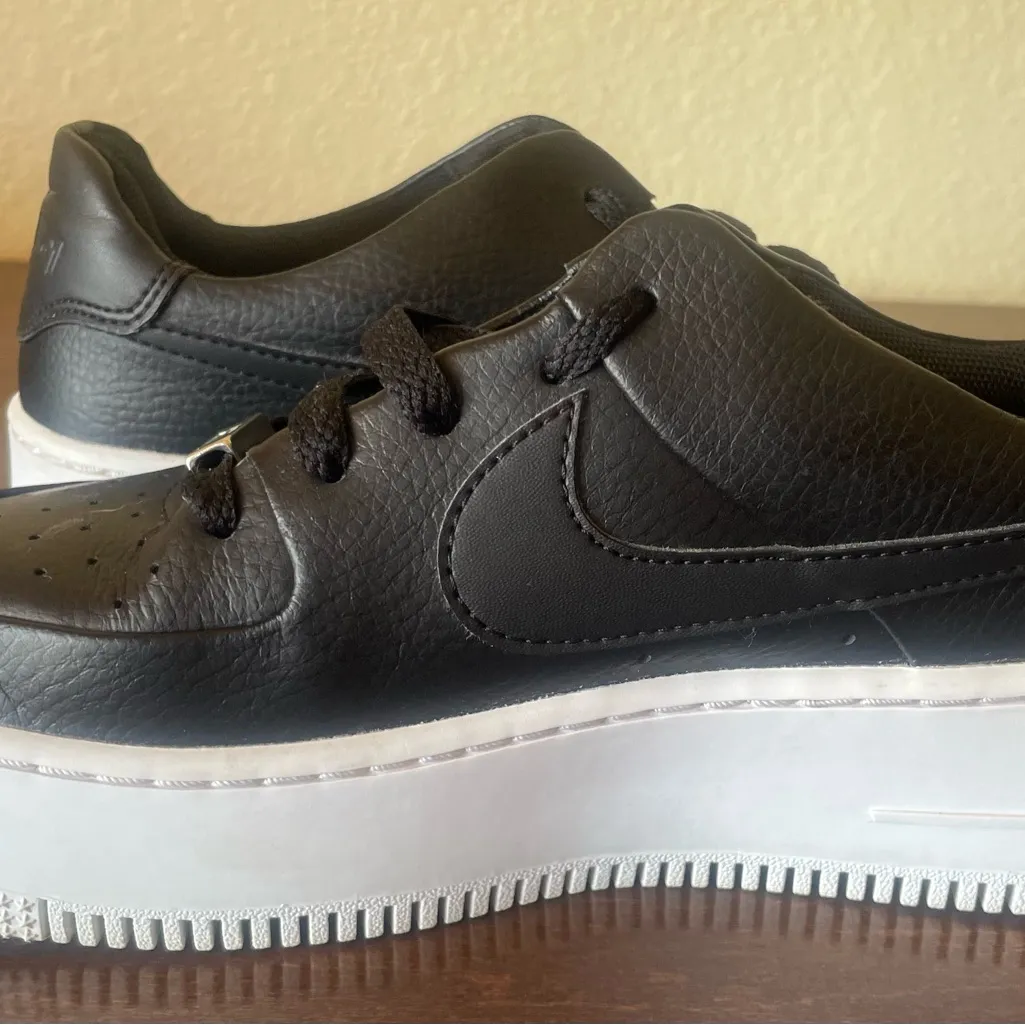 Women’s Nike Air Force 1 - Image 6