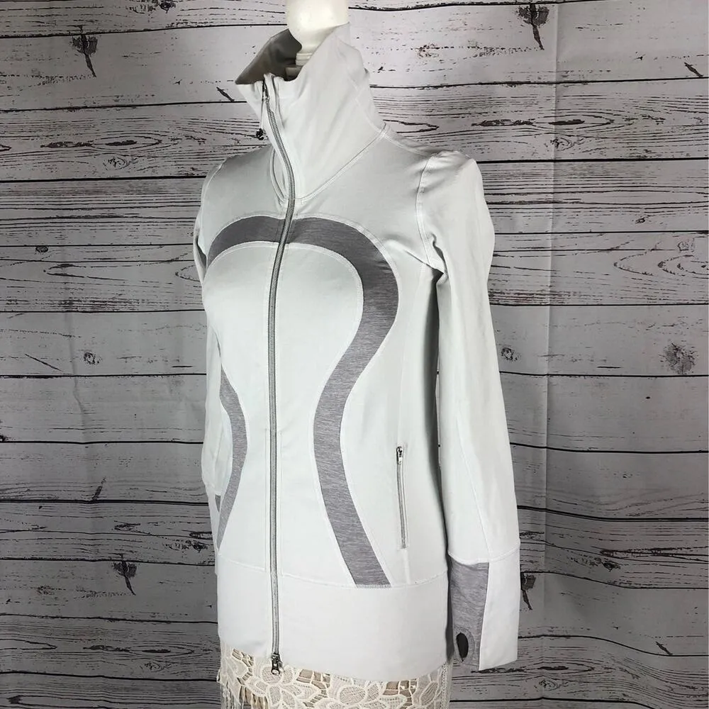 Lululemon Women in Stride jacket white & Metallic silver full zip high neck 4 - Image 2