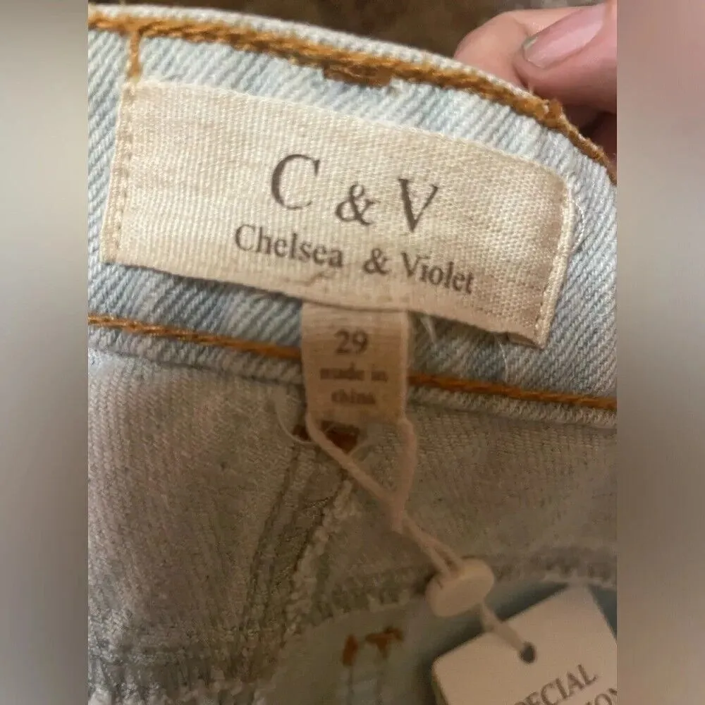 Chelsea & Violet Light Wash High Rise Distressed Cutoff Denim Shorts size 29 NWT - Image 10