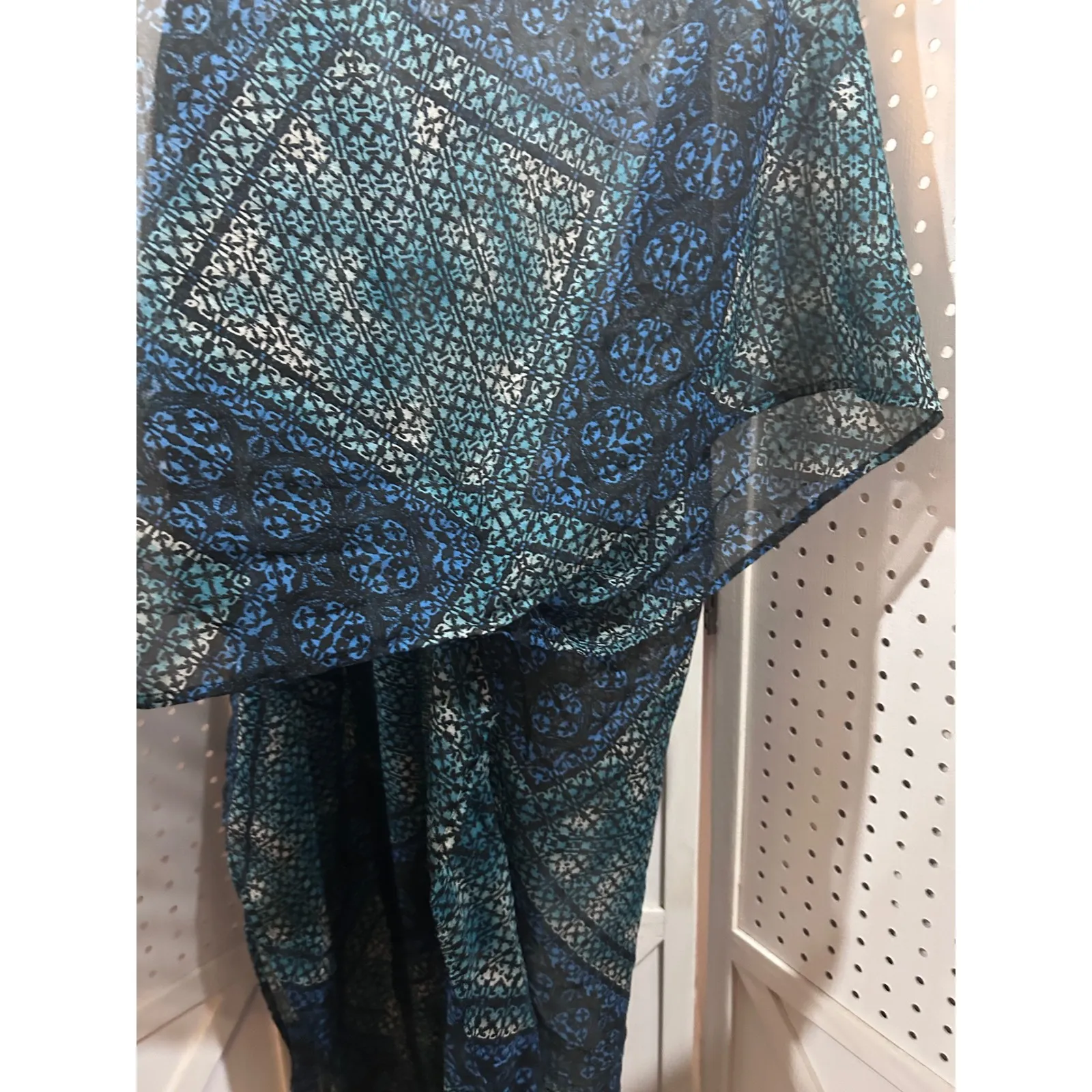 BCBGENERATION Blue Teal Geometric Print Sheer Duster Kimono Cardigan - Image 7
