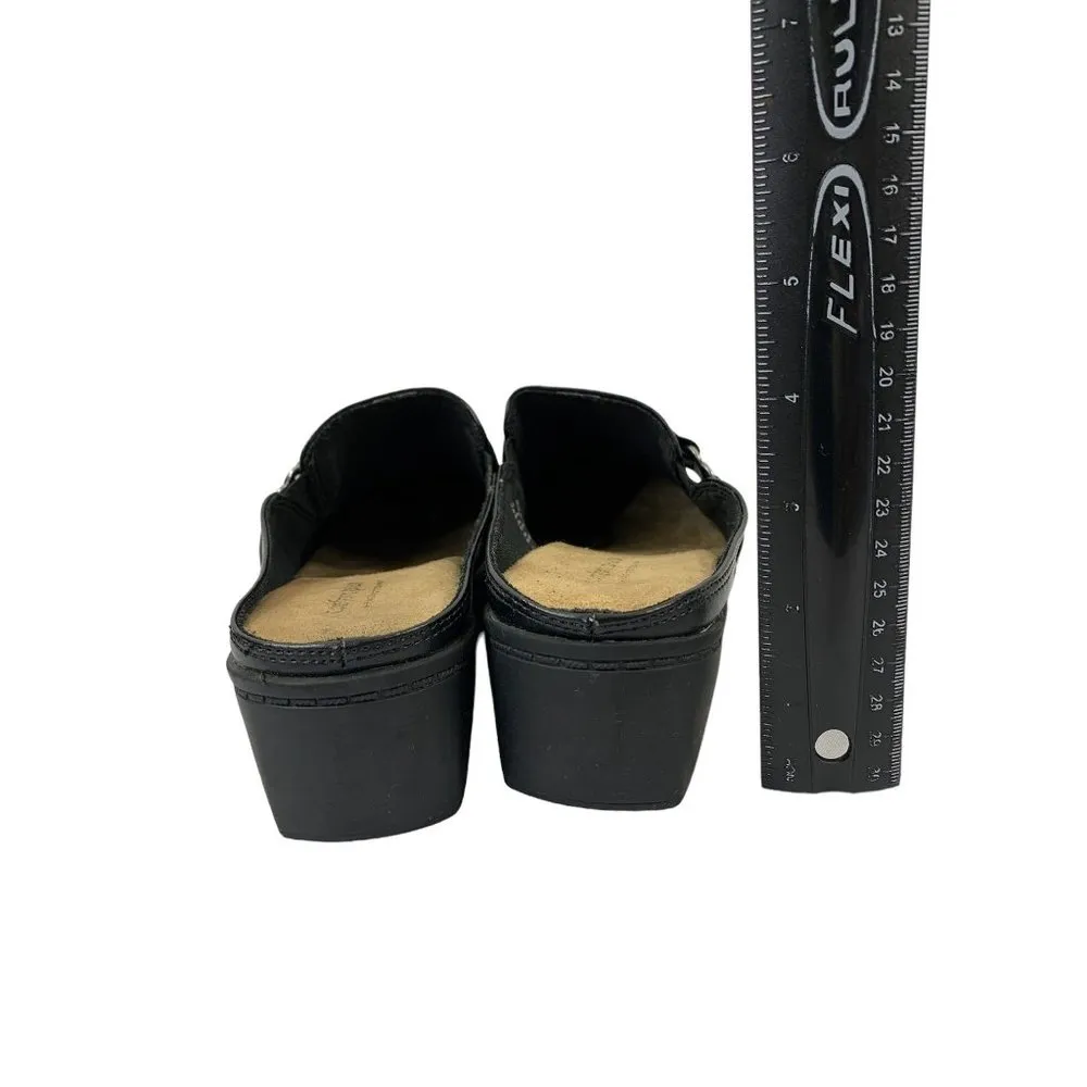 Comfort Plus Women's Black Clogs - Image 6