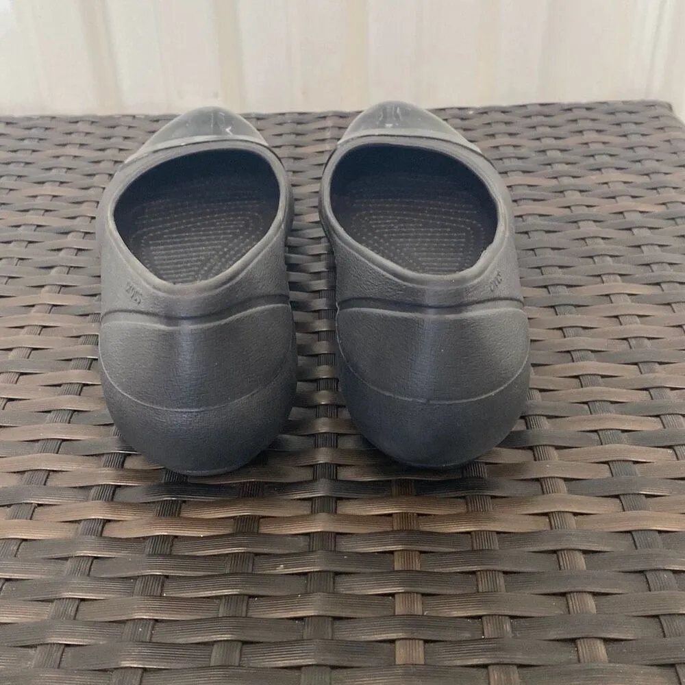 Crocs, women’s flats shoes, women’s size 9 - Image 3