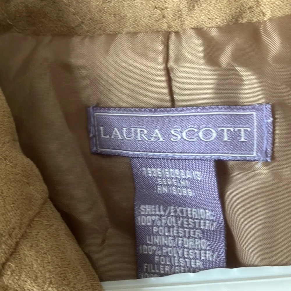 Laura Scott quilted jacket medium - Image 3