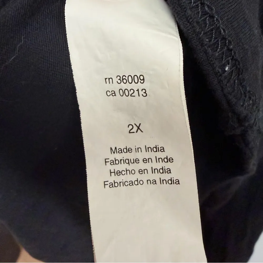 Calvin Klein Jeans Long Sleeve Black Top with White Metallic Silver Flowers 2X - Image 5