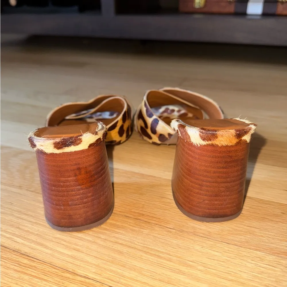 Lulu’s Henri Leopard Calf Hair Peep-Toe Mules - Image 8