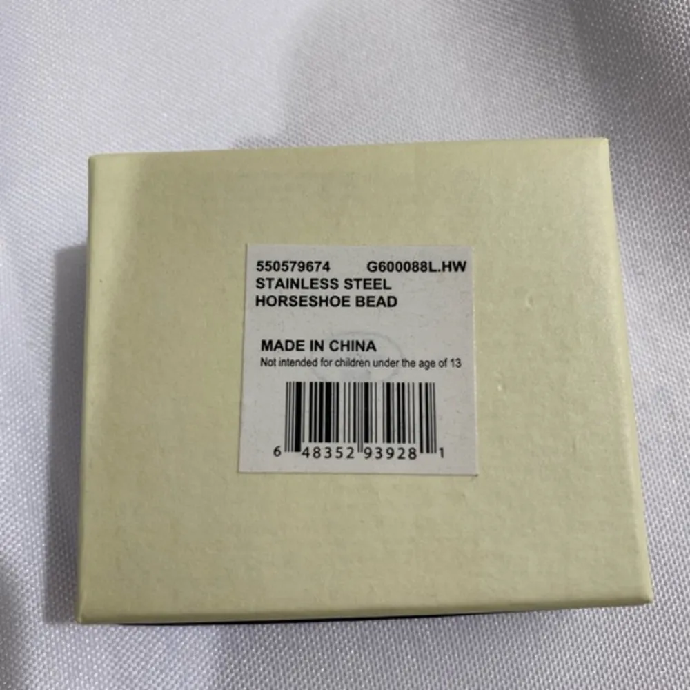 Connections fromHallmark Horseshoe charm - Image 3