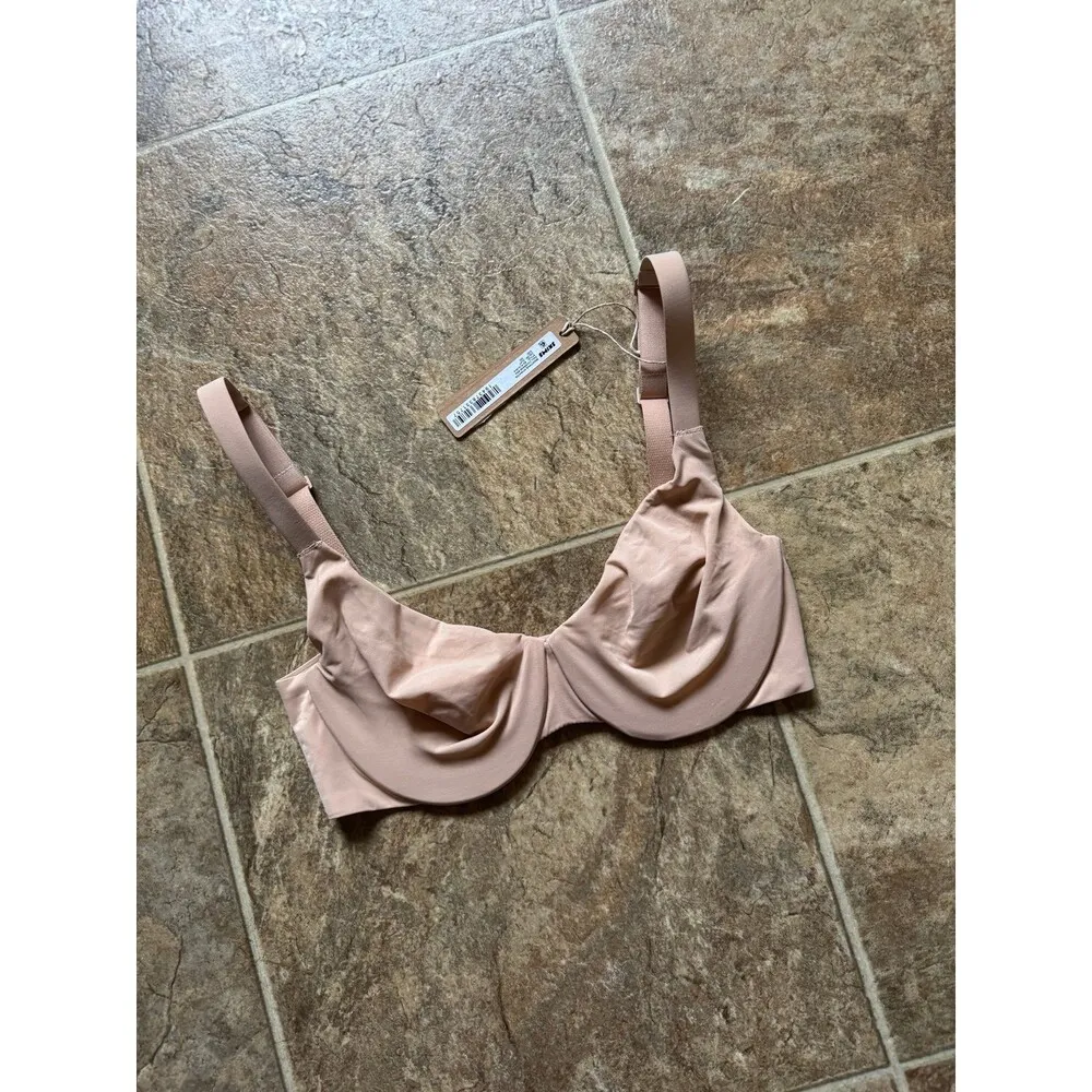 Skims Smoothing Intimates Full Coverage Bra Clay Size 30C - Image 5
