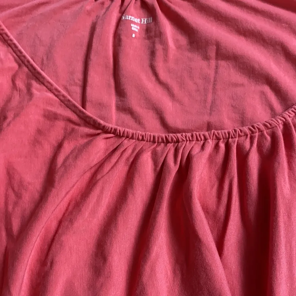 Garnet Hill coral gathered neckline 3/4 sleeve tee size Small - Image 2