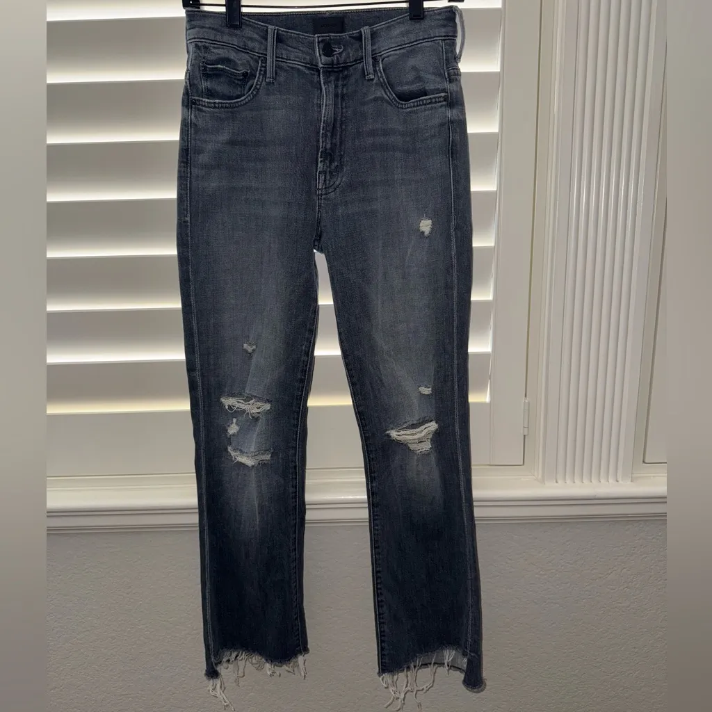 MOTHER The Insider High Rise Crop Step Fray Bootcut Jeans in Up In Smoke Size 25 Gray - Image 4