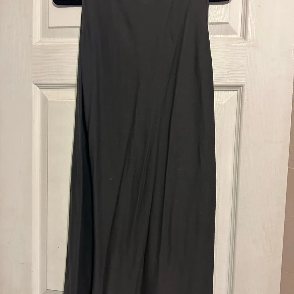 Chic Black‎ Sleeveless Dress - Image 4