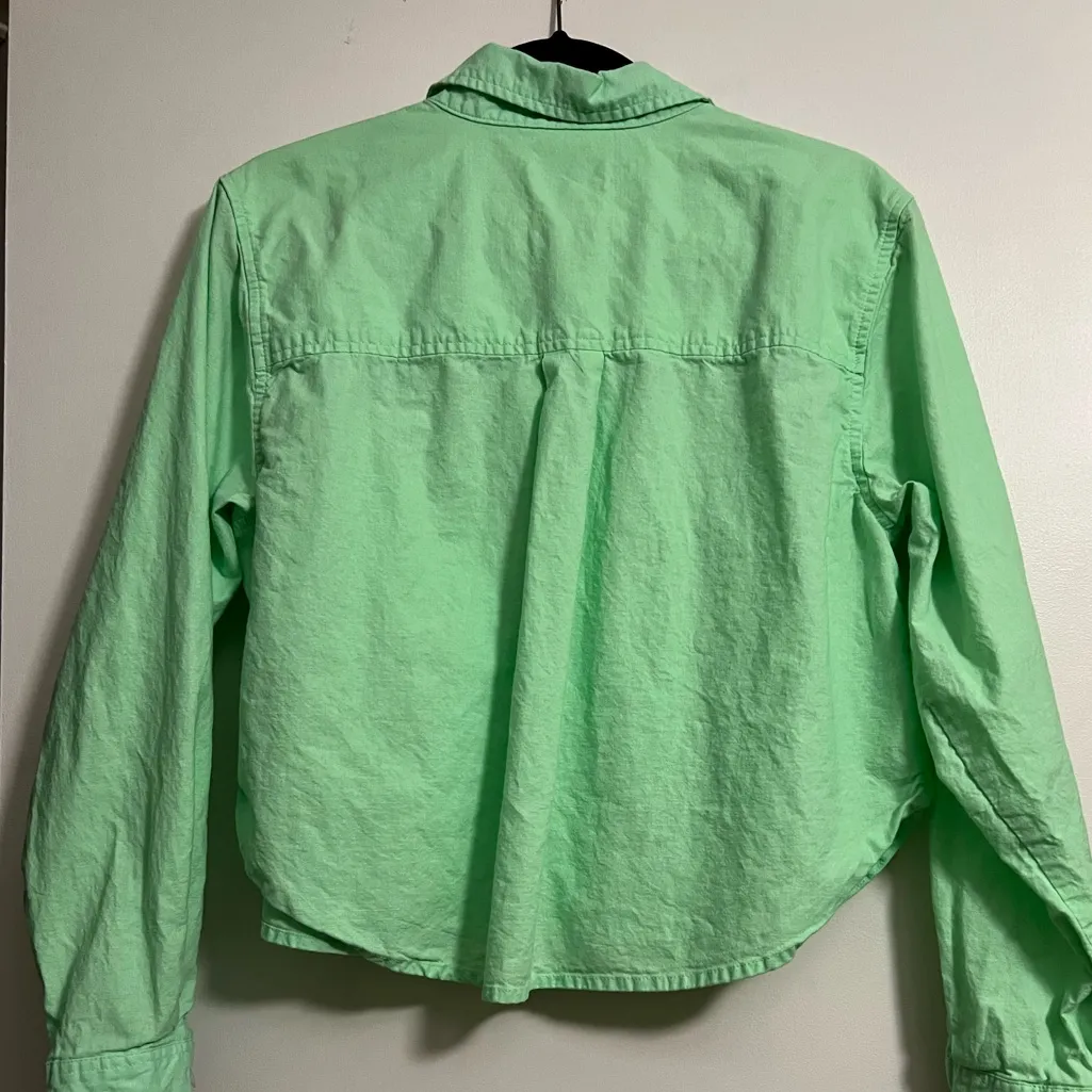 Universal Thread Light Green Button-Down Cropped Shirt - Size Large‎ - Image 5